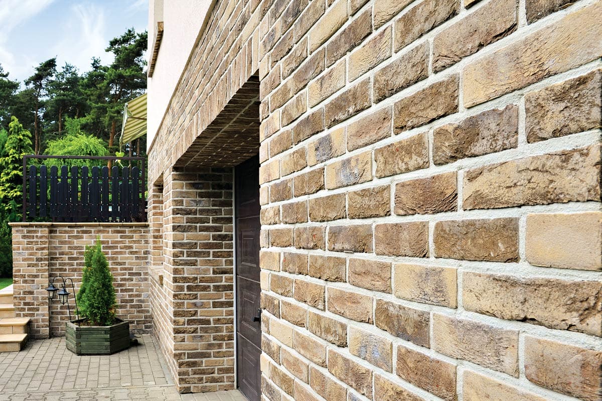 Brick House listele na lageru u Beogradu